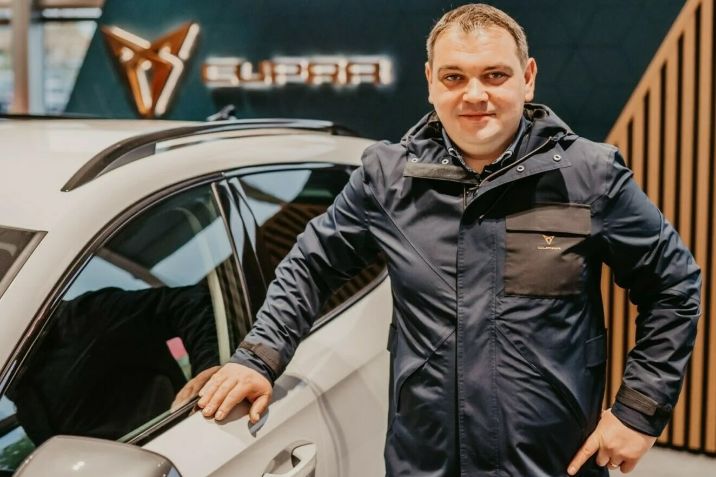 CUPRA%20SEAT%20LJUBLJANA%20PORSCHE%20VEROVSKOVA